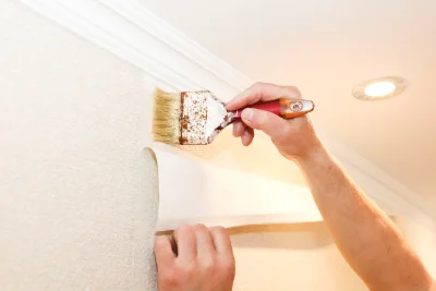 Pose de papier peint au Mesnil-sous-Jumièges — revêtements muraux et toiles de verre